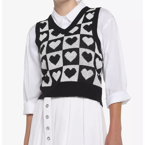 - B&W Checkered Heart Sweater Vest - Picture 2 of 7